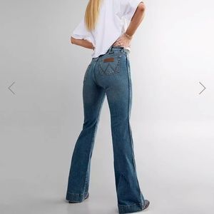Wrangler Retro Flare Jeans